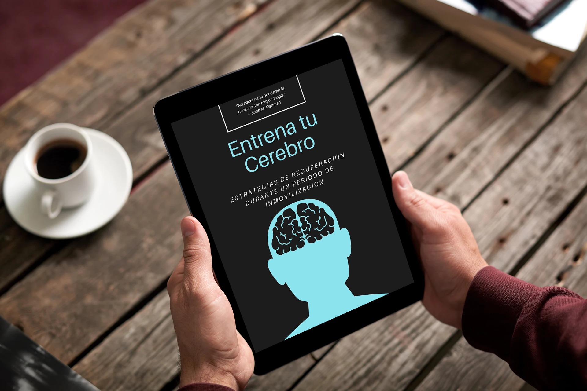 Entrena tu Cerebro es el único libro en español sobre los efectos de la inmovilización en el paciente y las estrategias de recuperación durante le mismo.
